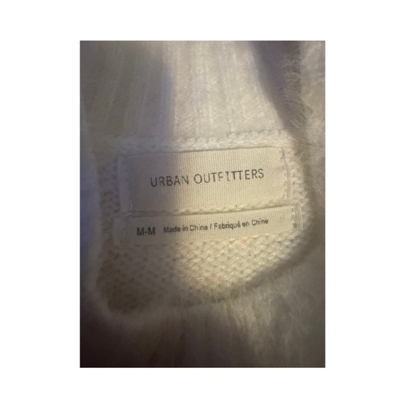 URBAN OUTFITTERS FUZZY MOCK NECK CROPPED SWEATER - Picture 3 of 3
